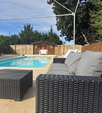 Studio Meuble Avec Piscine Partagee La Ferté-Gaucher Exterior foto